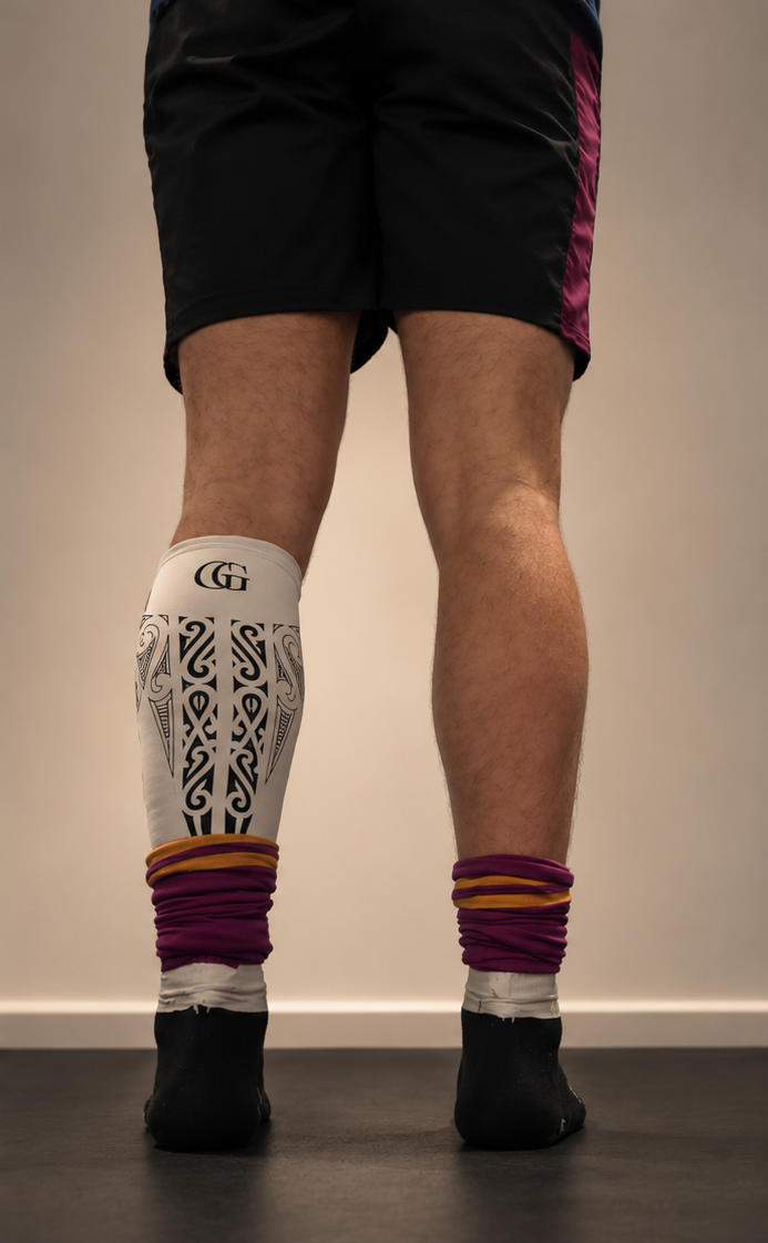 Māori Compression Calf Sleeve - White